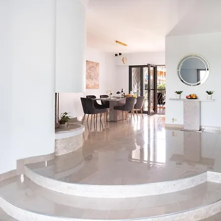 Marina * 빌라모라